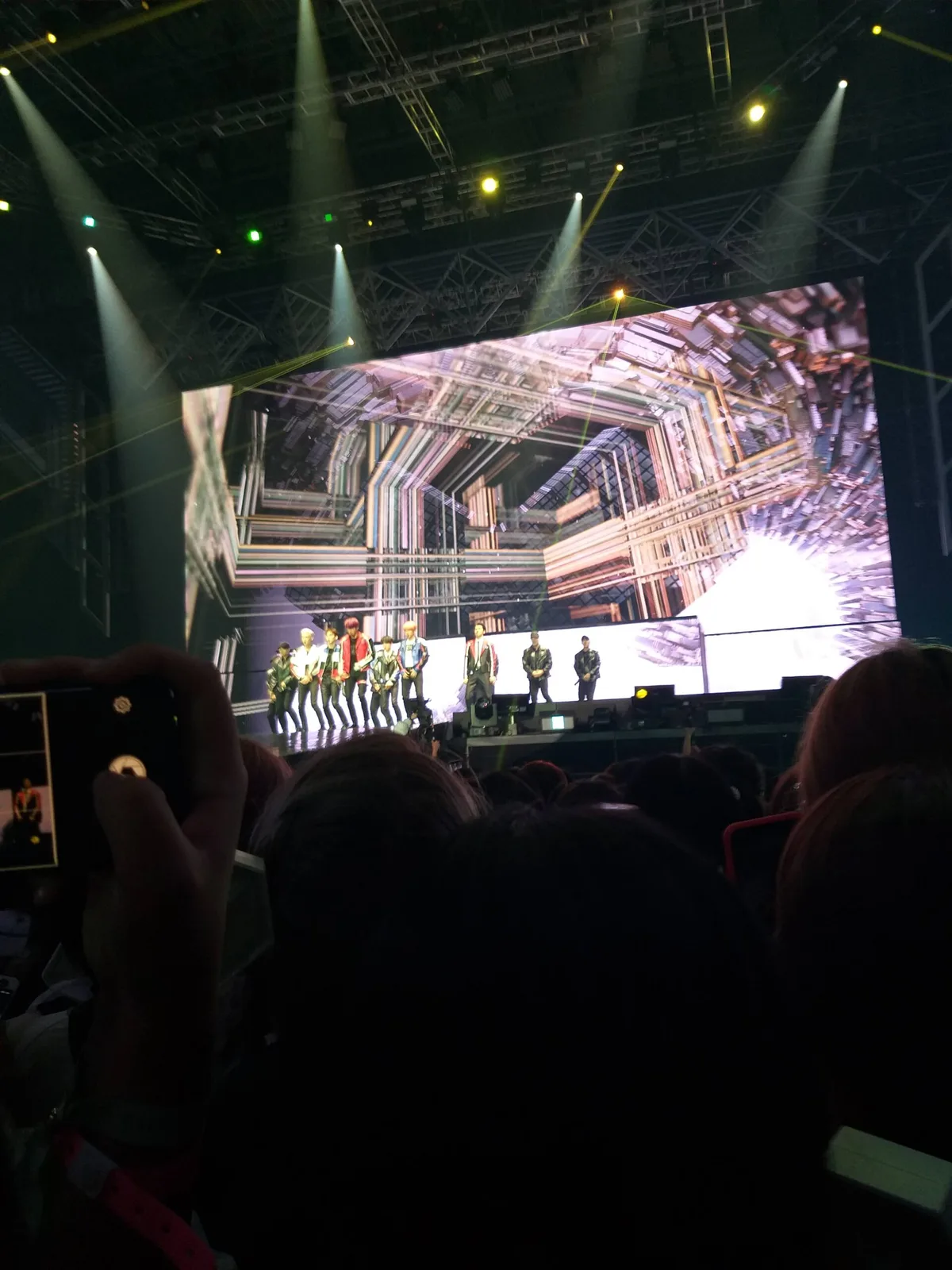 Kpoppers Academy - EXO in concert