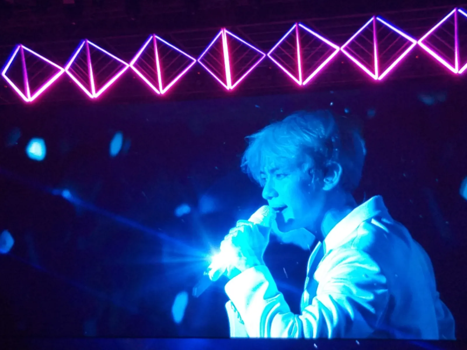 Kpoppers Academy - EXO in concert